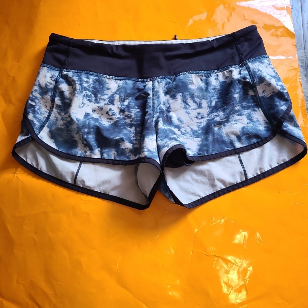 Lululemon Speed Up Short Blue Tie Dye